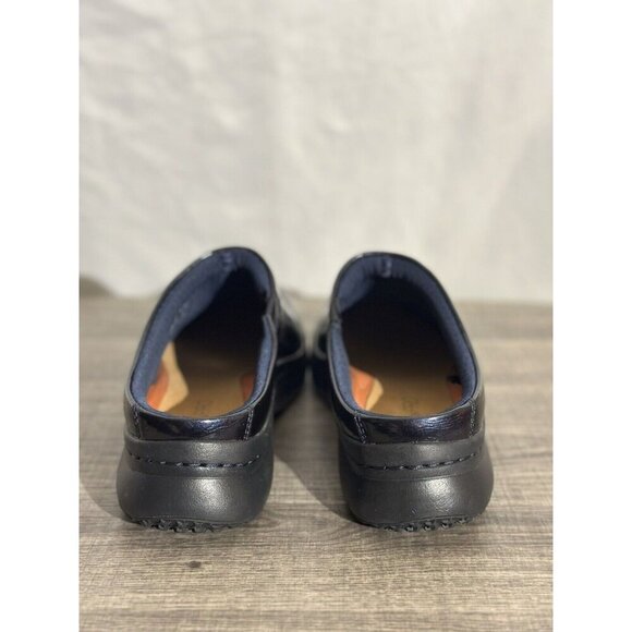 Clarks Women’s pro clog slip on resistant navy patent leather Sz 9 - Picture 2 of 12
